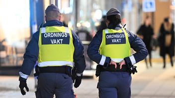 Ordningsvakter skulle kunna vidareutbildas till tunnelbanepoliser. Foto: Fredrik Sandberg/TT