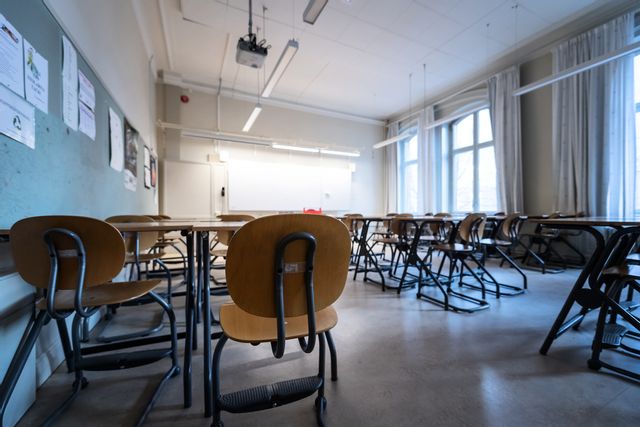 En förundersökning om misstänkt tjänstefel har inletts mot styrelsen för en skolkoncern. Arkivbild. Foto: Stina Stjernkvist/TT