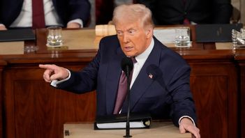 Trump höll ett rekordlångt tal. Foto: Ben Curtis/AP/TT 