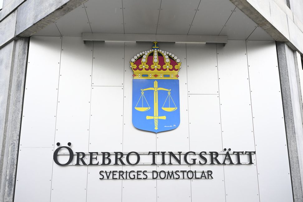 En polis har begärts häktad för grov misshandel. Förhandling sker i Örebro tingsrätt på tisdag. Arkivbild. Jessica Gow/TT