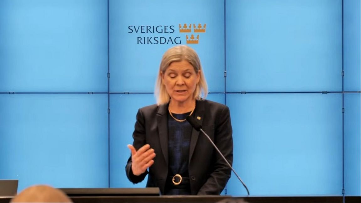 Magdalena Andersson (S) under pressträffen som avbröts. Skärmavbild/YouTube