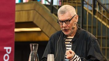 Författaren Carl-Johan Malmberg lyckas väl att spana i fotspåren av Marcel Proust, skriver Vincent Flink Amble-Naess/ Foto: WIkiCommons Public Domain