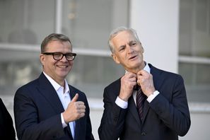 Finlands statsminister Petteri Orpo och Norges dito Jonas Gahr Støre. Foto: Roni Rekomaa//Lehtikuva via AP/TT