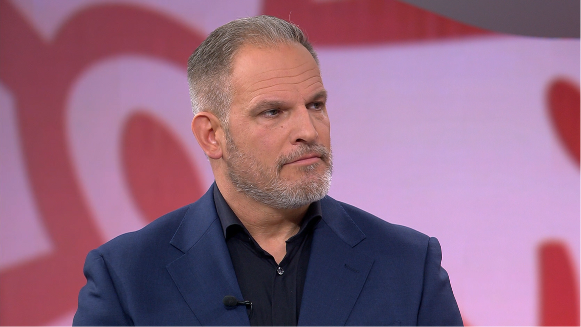 AiP Medias vd Daniel Färm säger att de ska förtydliga vem som är avsändaren på mediebolagets sajter och sociala medie-konton. Foto: Skärmdump SVT