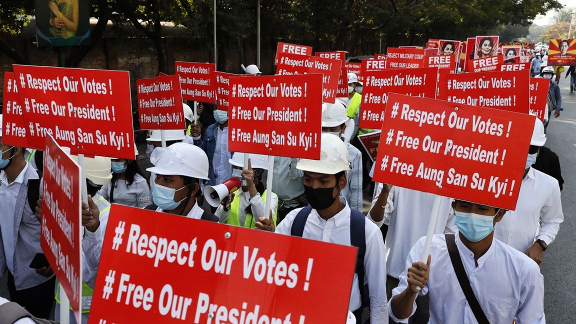 Protester mot militärjuntan i Myanmar.
Foto: AP.