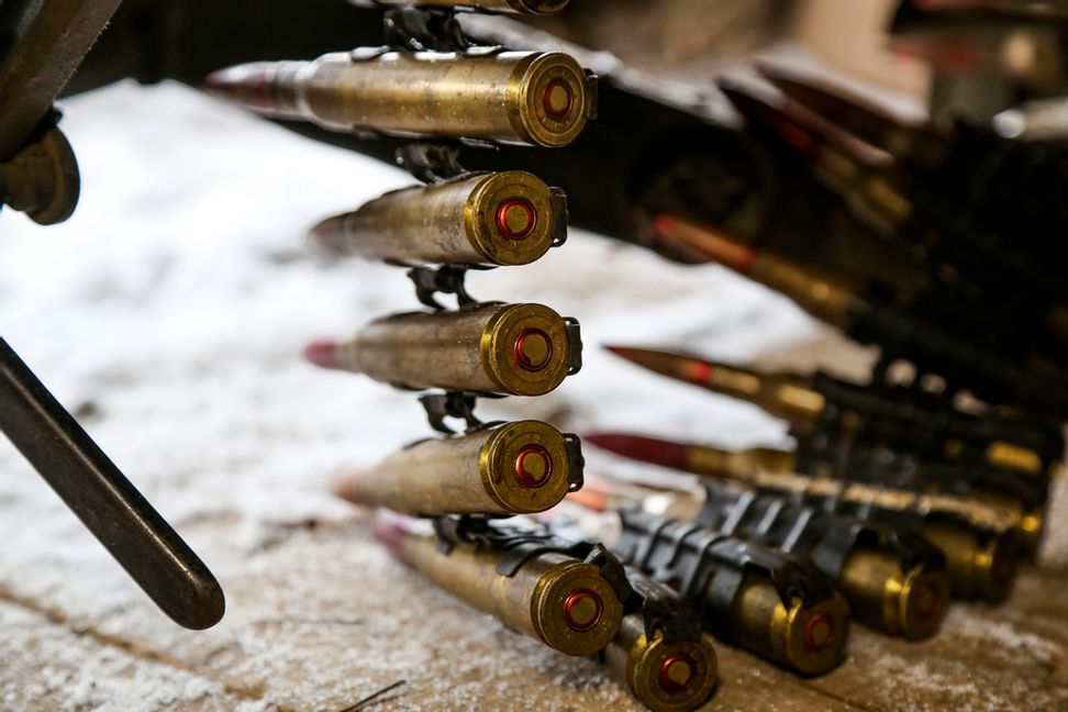 Kulspruteägaren hade åtta ammunitionsband hemma. Arkivbild. Foto: Alexei Alexandrov/AP/TT