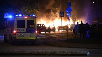 Rädsla för nya upplopp är en trolig förklaring till det mjuka bemötandet. Foto: Johan Nilsson/TT