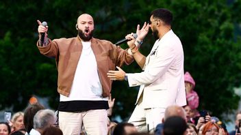 Medina på Allsång på Skansen. Foto: Stefan Jerrevång/TT