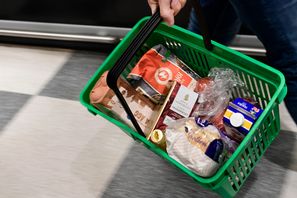 Matpriserna började bromsa in i mars och april och fortsatte i maj, enligt Matpriskollen. Arkivbild. Foto: Chris Anderson/TT