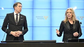 Richard Jomshof (SD) och gruppledare Linda Lindberg på torsdagen. Foto: Henrik Montgomery/TT