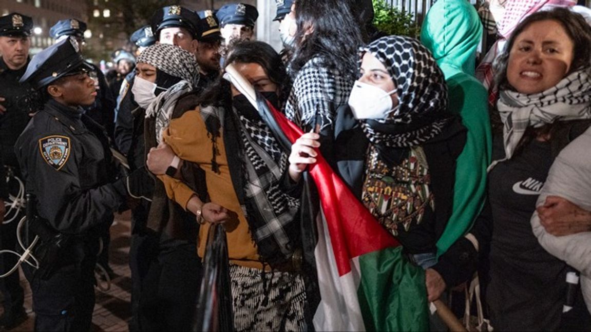 Demonstranter vid Columbia University. Foto: AP