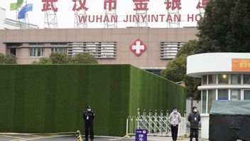 För ett år sedan spred sig viruset från Kina till resten av världen.
Foto: Ng Han Guan/AP