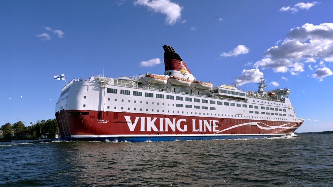 Viking Line svarar på kritiken om att de har fartyg som körs på rysk olja. Foto: Janerik Henriksson/TT