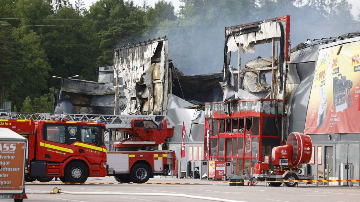 Brand vid Erikslunds köpcentrum i Västerås. Foto: Fredrik Persson /TT 