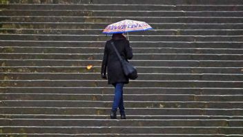 Myndigheten misstänker att kvinnor är mer benägna att rapportera sina symtom. Foto: Jens Meyer/TT.