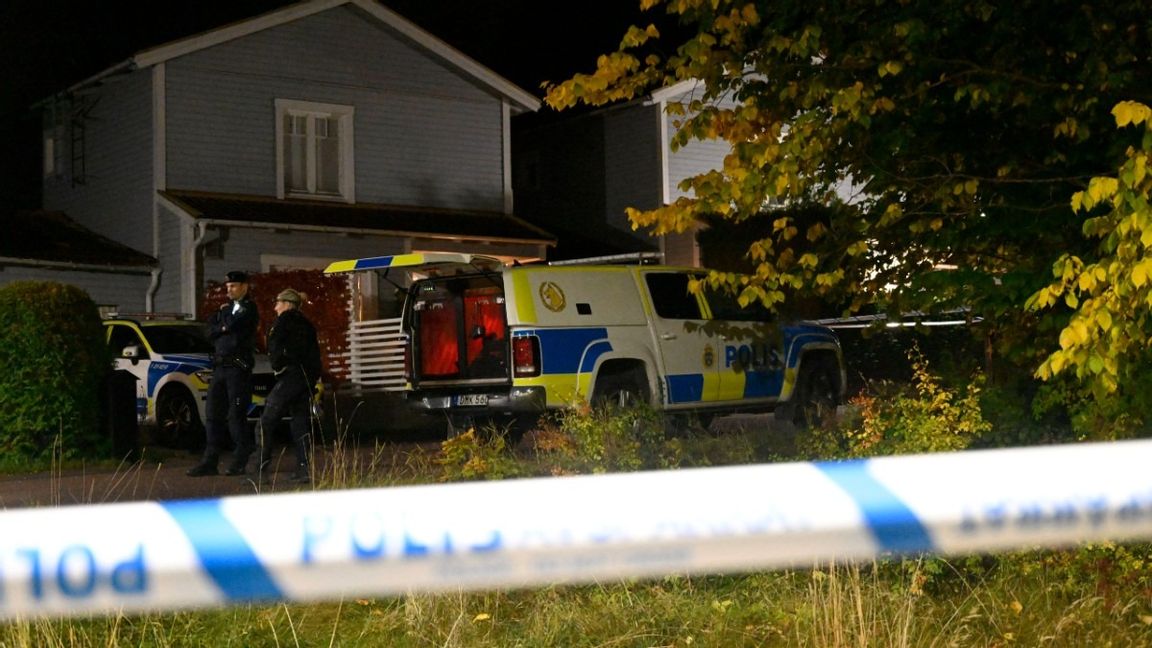 En 22-årig man åtalas för mordförsök på en familj i Enköping samt grovt vapenbrott. Foto: Fredrik Sandberg/TT