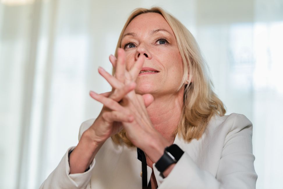Större underskott för statens betalningar än prognosen i april, konstaterar Riksgälden, med chefen Karolina Ekholm. Arkivbild. Foto: Stina Stjernkvist/SvD/TT