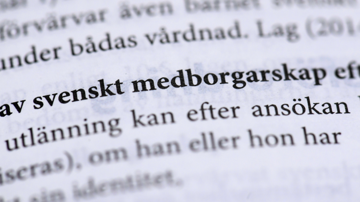 Den som är medborgare i de nordiska länderna och har bott i Sverige de senaste fem åren kan ansöka om svenskt medborgarskap hos länsstyrelserna. Foto: Janerik Henriksson/TT.