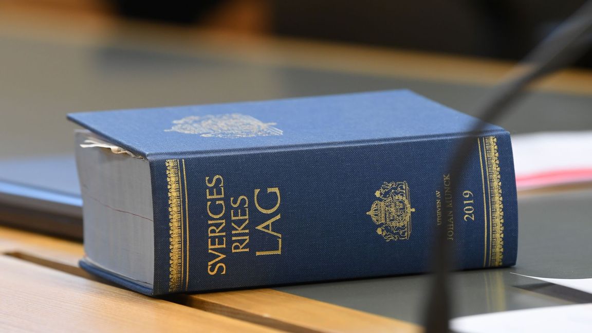 Mannen åtalas för två mord och rättegången väntas ta fem dagar. Foto: Fredrik Sandberg/TT