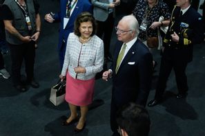 Kung Carl XVI Gustaf och drottning Silvia är i Belém i Brasilien på ett toppmöte inför FN:s klimatmöte som inleds på måndag. Foto: Fernando LLano/AP/TT