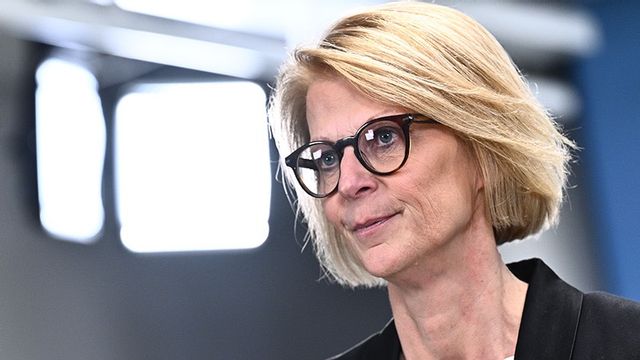 Finansminister Elisabeth Svantesson (M) har skäl att begrubbla tillståndet i riket. Foto: 	Claudio Bresciani/TT