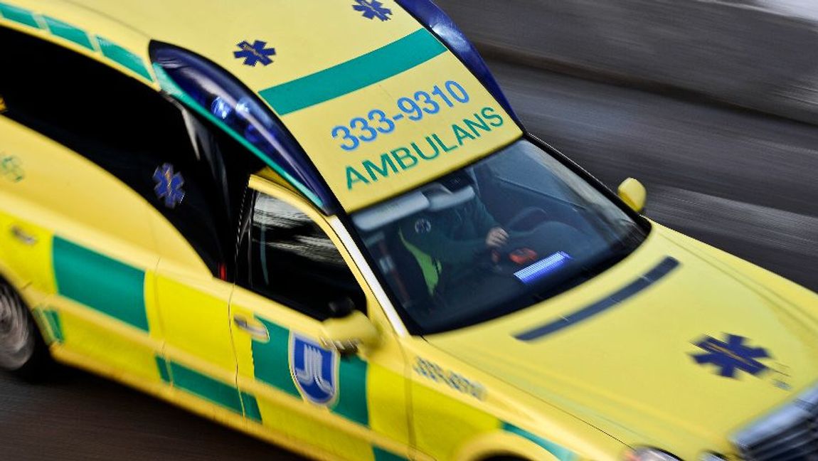 Genrebild. Ambulans under utryckning Foto: Anders Wiklund / SCANPIX / TT