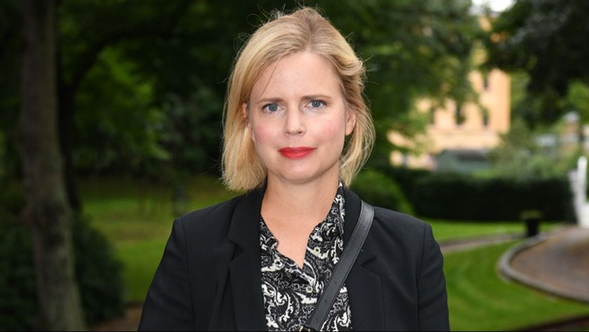 Jonna Sima verkar inte alls förstå att hon är på helt fel sida. Foto: Fredrik Sandberg/TT 