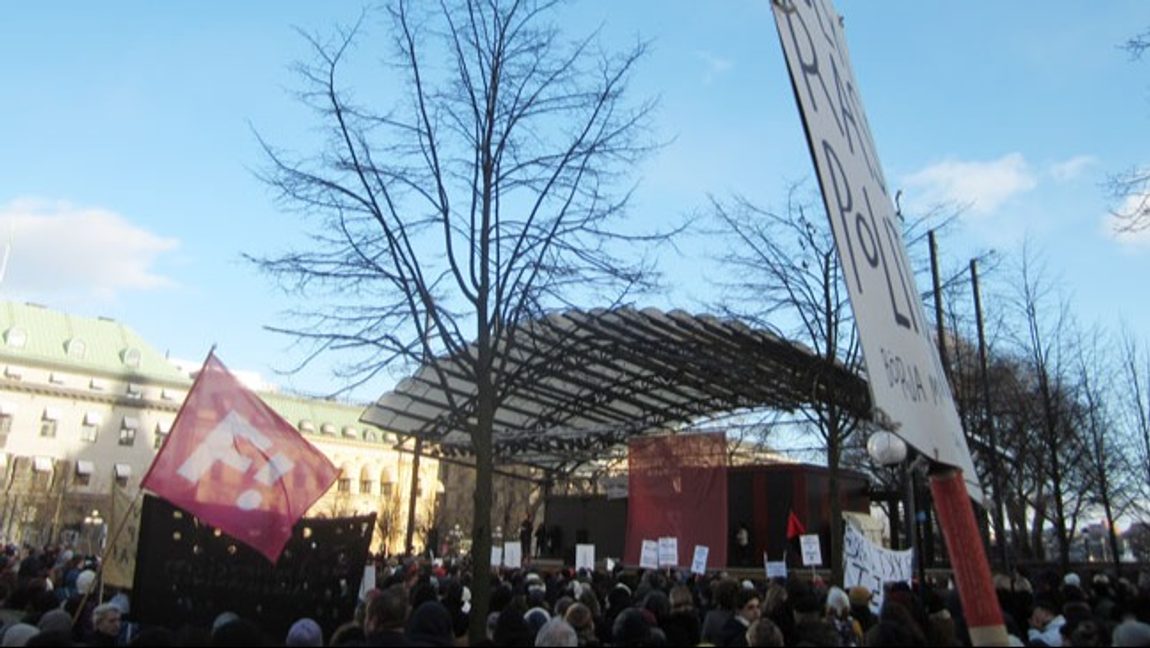 Feministiskt initiativ vid en demonstration i Stockholm 2013. Arkivbild. Foto: Calandrella, CC0.