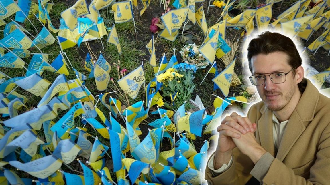 Flaggor för de döda på Självständighetstorget i Kiev. Foto: Thibault Camus / TT