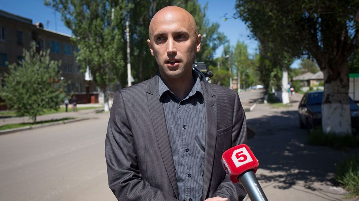 Bloggaren Graham Phillips är den förste brittiske medborgaren som hamnat på den brittiska sanktionslistan. Arkivbild från 2014 Foto: Alexander Zemlianichenko/AP/TT