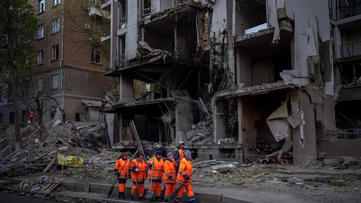 Explosion i Kiev tidigare i april. Foto: Emilio Morenatti/AP/TT