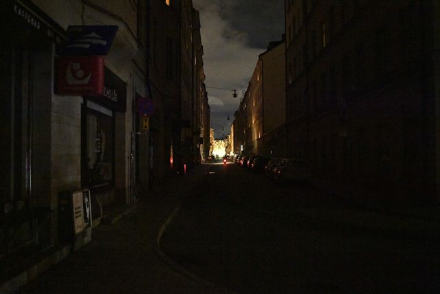 Kolsvart på Bondegatan på Södermalm i Stockholm. Foto: Viktoria Bank/TT