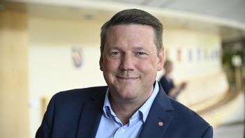 Felaktigheterna kring Åkesson var bra tycker Baudin. Nu fick Åkesson en chans att tala väl om moskéer. Foto: Anders Wiklund/TT