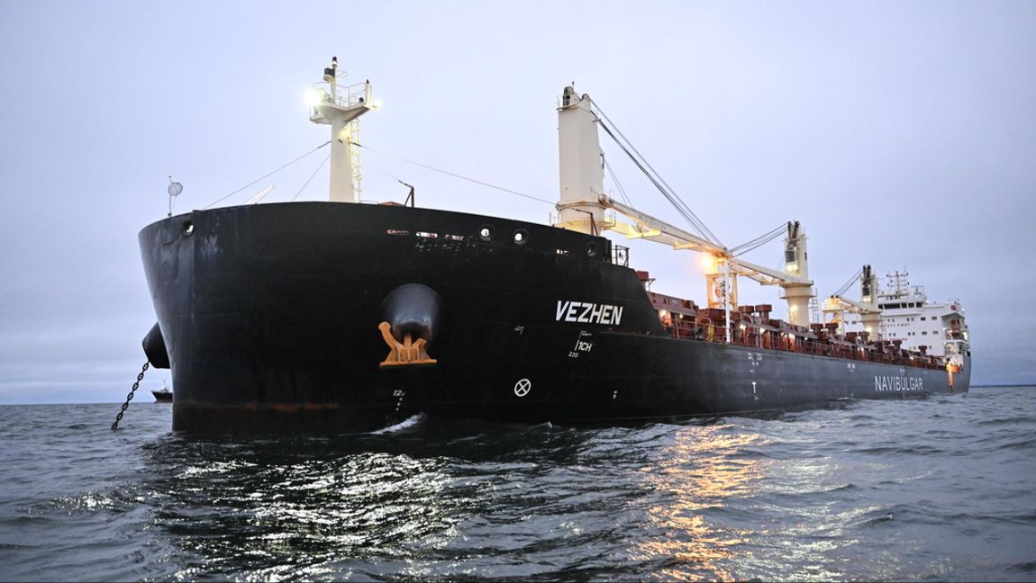 Sverige har släppt fartyget Vezhen som misstänktes ha skadat en datakabel mellan Gotland och Lettland, det visade sig inte handla om sabotage. Johan Nilsson/TT