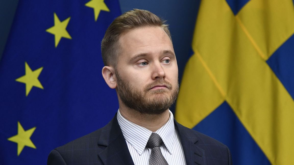 Henrik Vinge (SD) tar över efter Richard Jomshof. Foto: Lars Schröder/TT