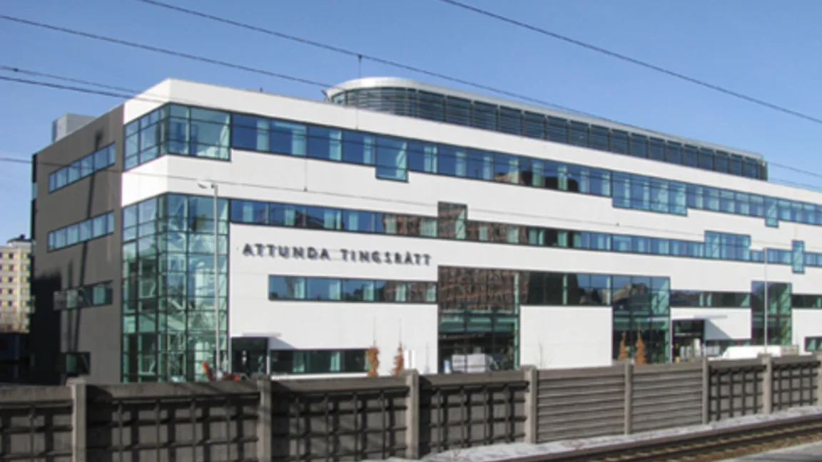 Fem personer åtalas vid Attunda tingsrätt för bedrägerier via Blocket på drygt 3,5 miljoner kronor. Foto: Punic, CC BY 3.0, via Wikimedia Commons