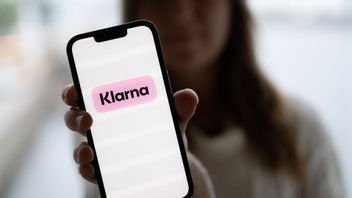 Betalföretaget Klarnas app i mobiltelefon. Foto: Fredrik Sandberg / TT 