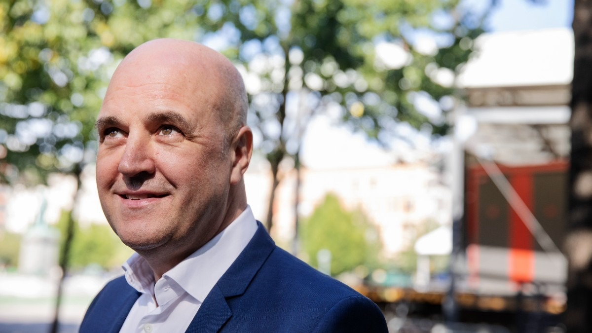 Fredrik Reinfeldt Pekas Ut Som Olämplig Att Leda Fotbollsförbundet