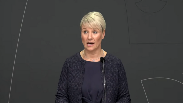 Äldre- och socialförsäkringsminister Anna Tenje (M). Foto: Regeringskansliet via YouTube