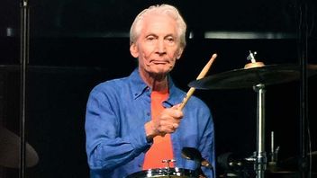 Charlie Watts dog i London under tisdagen. Foto: AP Photo/Chris Pizzello.