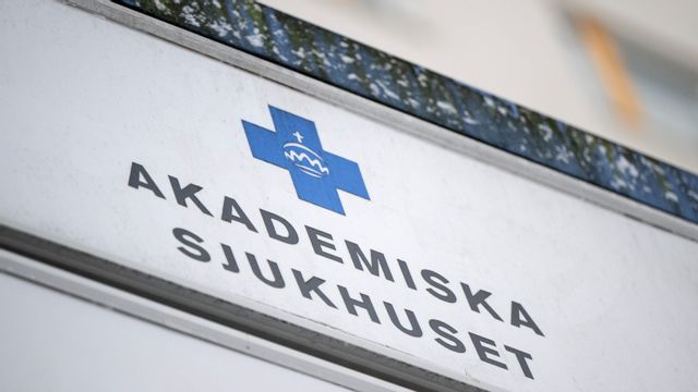 Skylt till Akademiska sjukhuset i Uppsala. Foto: Christine Olsson/TT