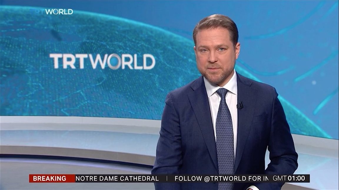 Per Bergfors Nyberg som nyhetsankare för TRT World. Bild: Skärmdump nybergmedia.wixsite.com