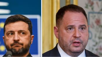 Fotokollage med Ukrainas president Volodymyr Zelenskyj den 23 oktober 2025 och hans numera avgångne chef för presidentkansliet Andrij Jermak den 17 april 2025 Foto: AP Photo/Harry Nakos och Ludovic Marin, Pool Photo