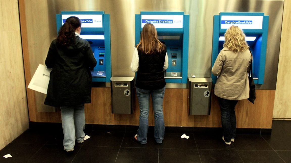 I flera av landets automater går det inte att ta ut eller sätta in pengar. Kontanthanteringen är samhällsviktig, konstaterar Bankomat, men befarar att situationen blir värre innan den blir bättre. Foto: Björn Larsson Ask / SvD / TT.