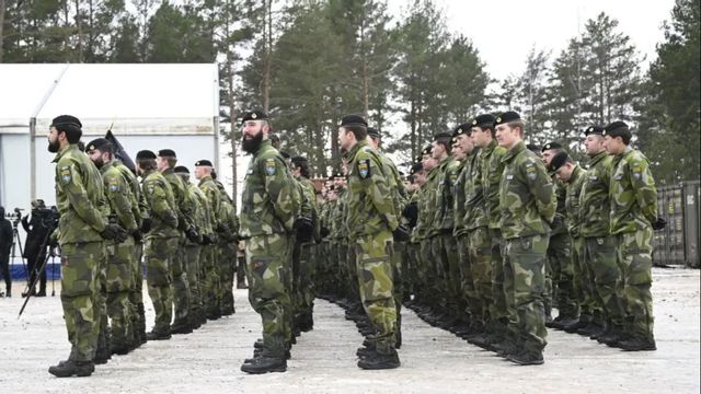Svenska soldater från P7 under NATO-tjänstgöring i Lettland. Foto: TT