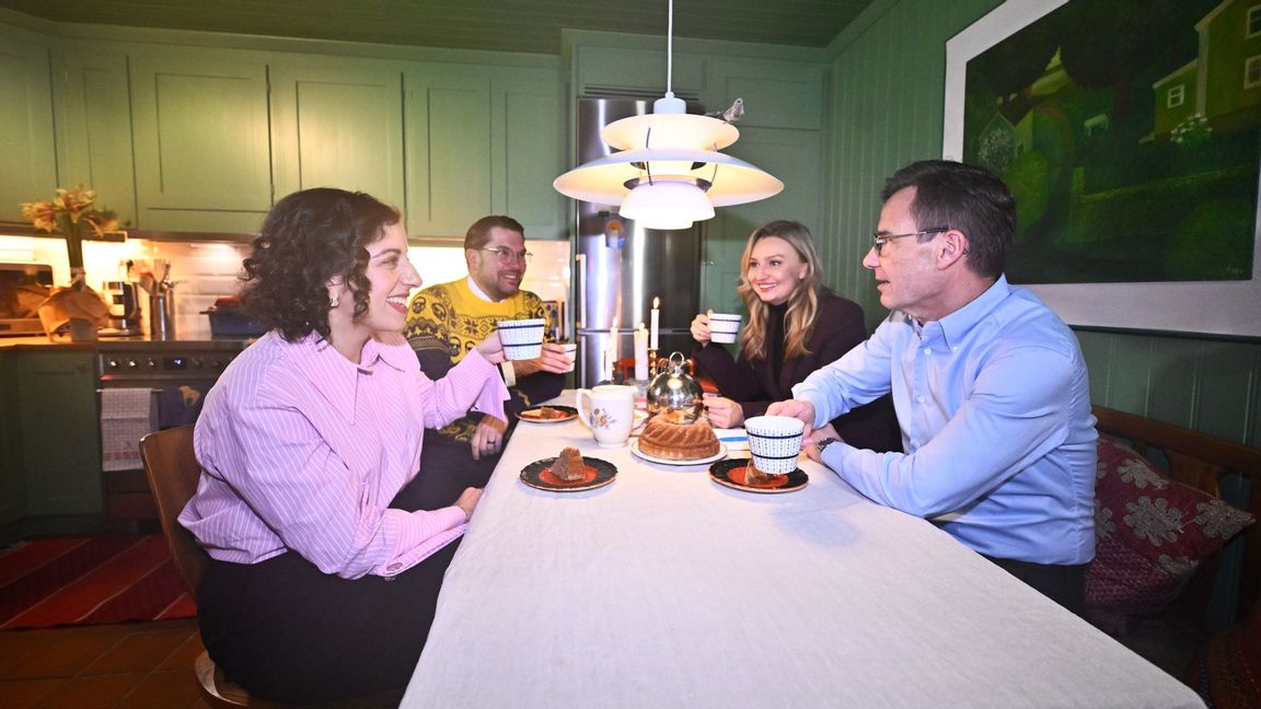 En utredning kring uppehållstillstånd har skapat konflikt mellan Tidöpartierna. Foto: Christine Olsson/TT