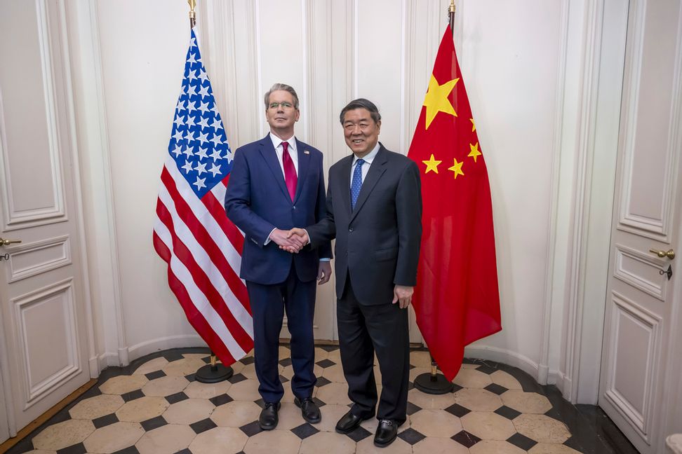 Delegationer ledda av USA:s finansminister Scott Bessent och Kinas vice premiärminister He Lifeng träffas i London för att förhandla om handelsrelationen mellan världens två största ekonomier. Arkivbild. Foto: Martial Trezzini