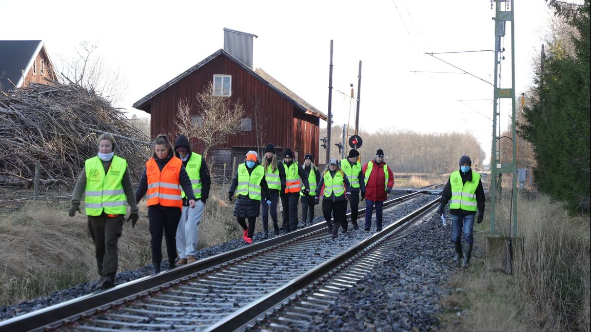 Missing people har sökt efter den försvunna kvinnan i Grästorp. Nu monterar polisen upp kameror i Grästorp med anledning av brott eller hot. Arkivbild. Foto: Adam Ihse/TT 