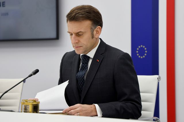 Frankrikes president Emmanuel Macron under onsdagens digitala EU-toppmöte. Foto: Ludovic Marin/AP/TT