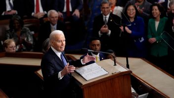 Steven Spielberg togs in för att dämpa spekulationerna kring Joe Bidens hälsa. Foto: J. Scott Applewhite/AP/TT